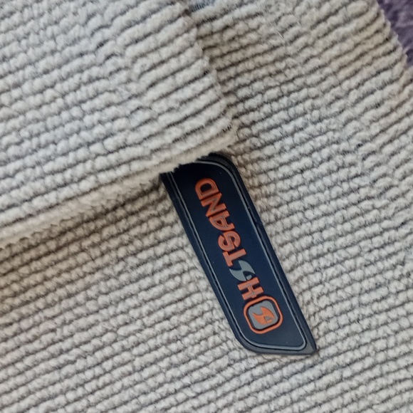 Vintage Y2K Essential V-Neck Sweater UNISEX - Picture 2 of 6